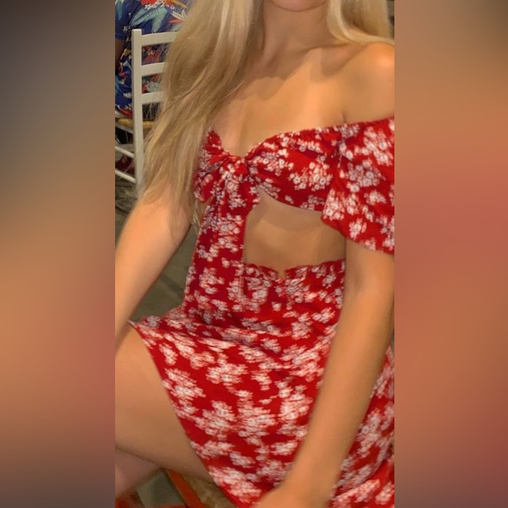 Two piece floral skirt set
